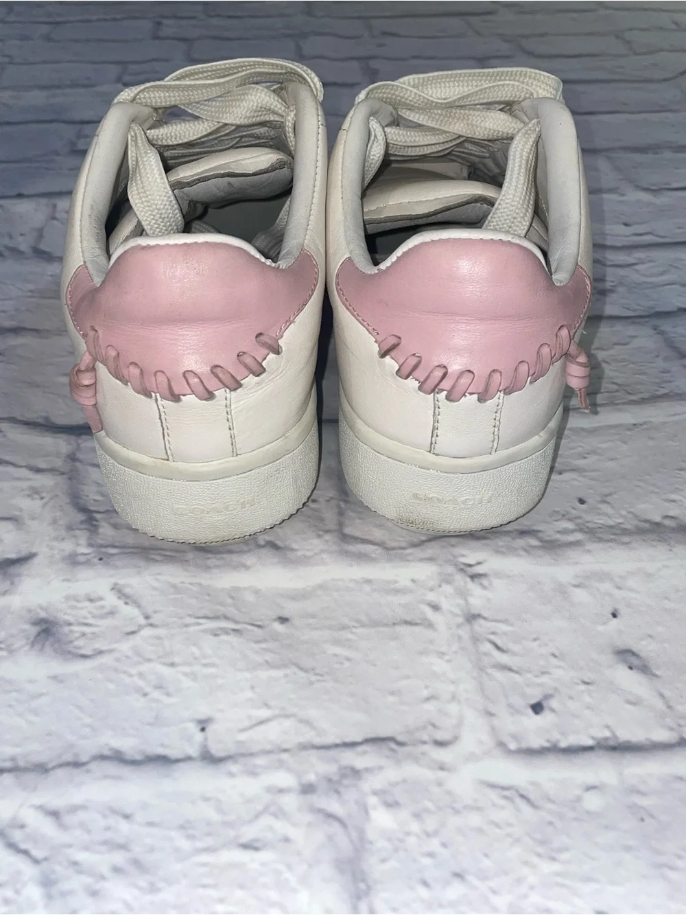 Coach C101 Low Top Sneaker. Size 10
